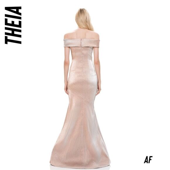 THEIA OFF-SHOULDER GLITTER GOWN IN ROSE GOLD NWT NEW SIZE 6 - Picture 4 of 11